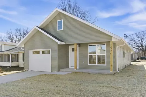 1342 E Blaine St, Springfield, MO 65803 photo 1