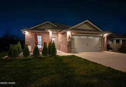 2515 S River St, Carthage, MO 64836