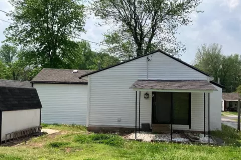 2727 W Walnut St, Springfield, MO 65802 photo 3