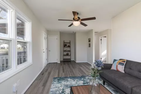 2156 W Brower St, Springfield, MO 65802 photo 6