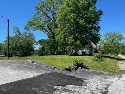 2916 E 9th St, Joplin, MO 64801 photo 3