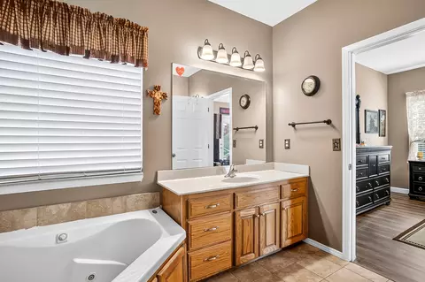 810 E Montarosa Dr, Nixa, MO 65714 photo 17