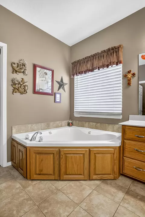 810 E Montarosa Dr, Nixa, MO 65714 photo 18