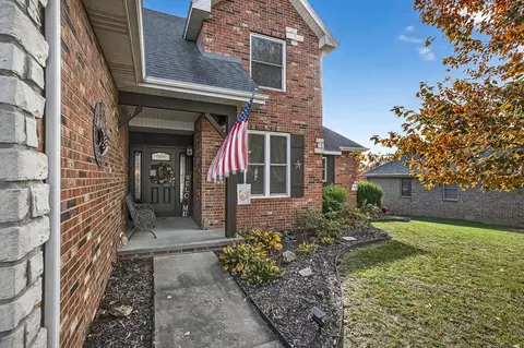 810 E Montarosa Dr, Nixa, MO 65714 photo 2