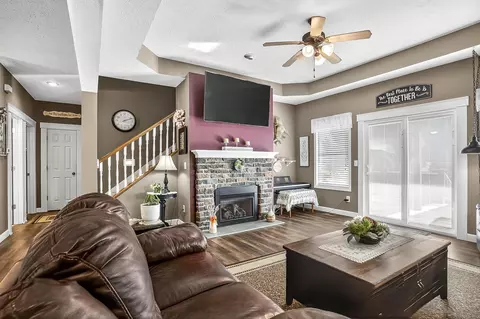 810 E Montarosa Dr, Nixa, MO 65714 photo 8