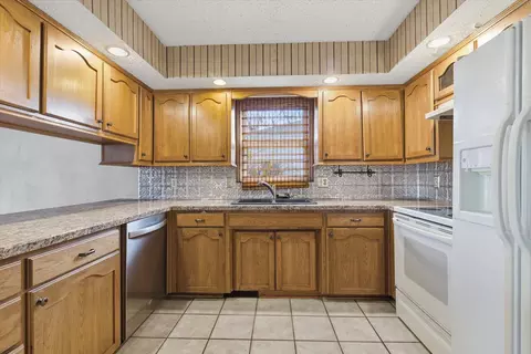2541 W Allen Dr, Springfield, MO 65810 photo 15