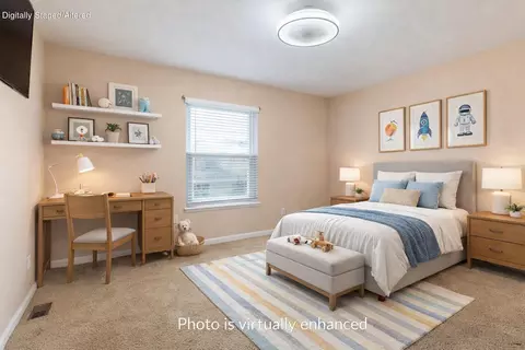 Bedroom - 185 Old Meadow Ln, Branson, MO 65616 photo 2 of 9