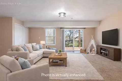 Living - 185 Old Meadow Ln, Branson, MO 65616 photo 7 of 9
