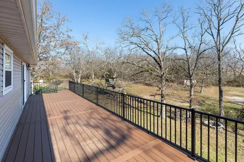 Exterior - 185 Old Meadow Ln, Branson, MO 65616 photo 3 of 8