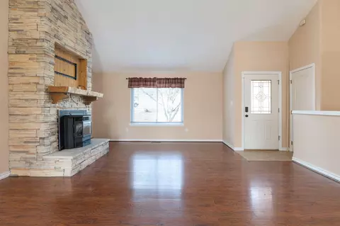 Living - 185 Old Meadow Ln, Branson, MO 65616 photo 3 of 9