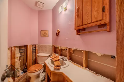 Bath - 5378 E County Rd #14-339, Ava, MO 65608 photo 1 of 3