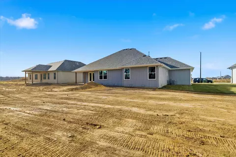 Exterior - 1382 N Collins Dr, Republic, MO 65738 photo 6 of 6