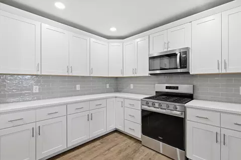 Kitchen - 1382 N Collins Dr, Republic, MO 65738 photo 5 of 5