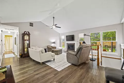 3715 E Alameda St, Springfield, MO 65809 photo 7