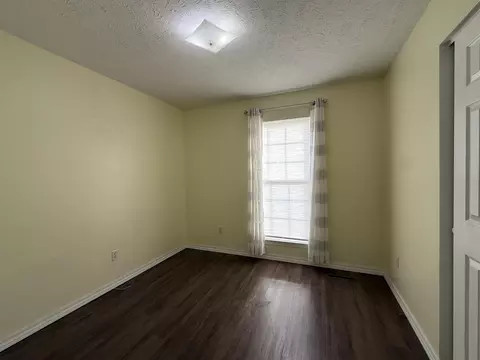 3715 E Alameda St, Springfield, MO 65809 photo 17