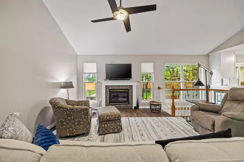 3715 E Alameda St, Springfield, MO 65809 photo 4