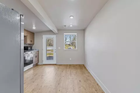 1635 N Colgate Ave, Springfield, MO 65802 photo 9