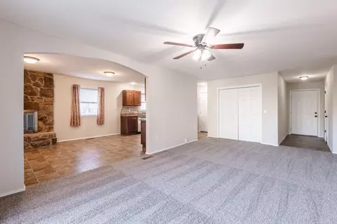607 S Grandview Ave, Springfield, MO 65802 photo 4