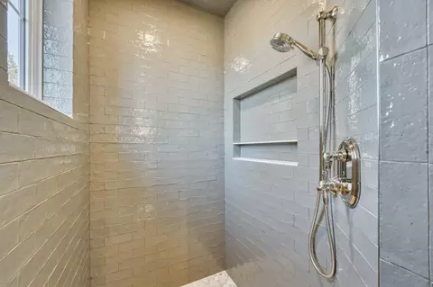 Bath - 5736 S Foxboro Trl, Springfield, MO 65804 photo 8 of 15