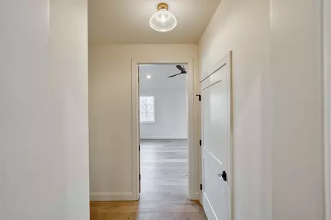 Entry Way - 5736 S Foxboro Trl, Springfield, MO 65804 photo 4 of 12