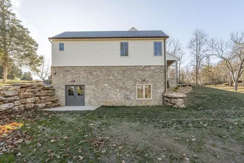 Exterior - 5736 S Foxboro Trl, Springfield, MO 65804 photo 7 of 18