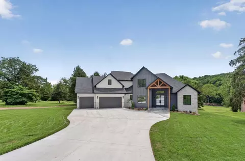 768 Seven Pines Dr, Saddlebrooke, MO 65630