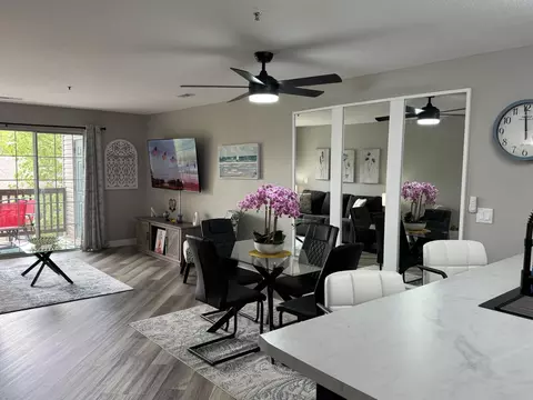 Dining - 610 Abby Ln #15, Branson, MO 65616 photo 3 of 3