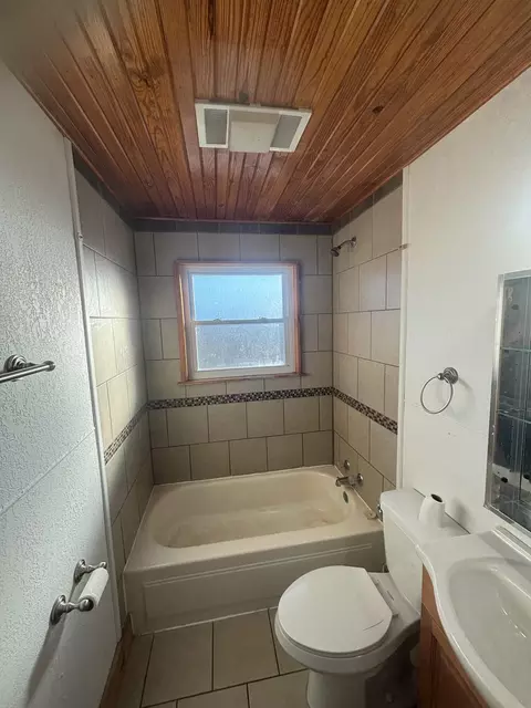 Bath - 8612 Sapper St, Winona, MO 65588 photo 5 of 5