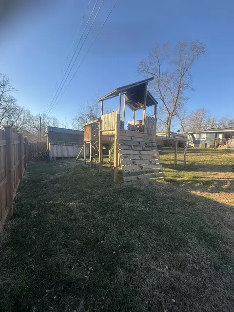 Exterior - 8612 Sapper St, Winona, MO 65588 photo 10 of 11