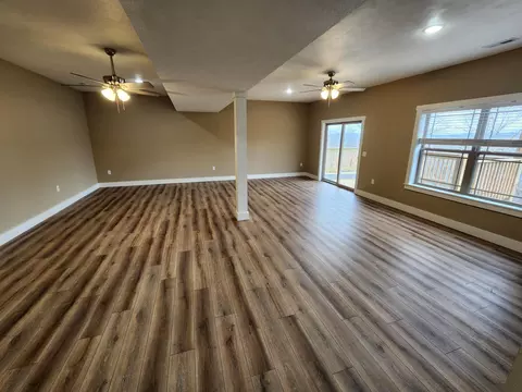 Living - 158 Grand Pointe Dr, Branson, MO 65616 photo 5 of 6