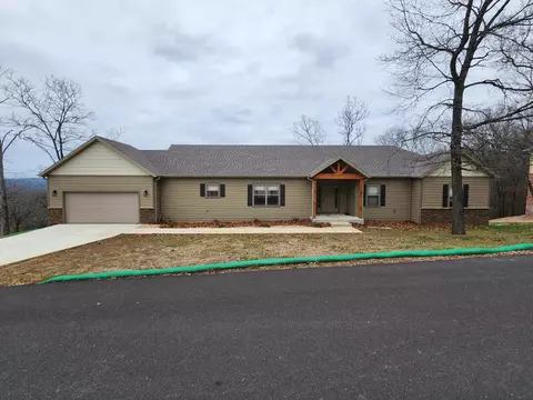 Exterior - 158 Grand Pointe Dr, Branson, MO 65616 photo 1 of 6