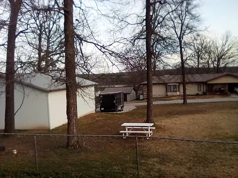 27274 Hickory Dr, Eagle Rock, MO 65641 photo 8
