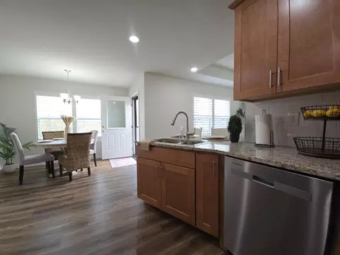 Kitchen - 263 E Garnet Dr, Republic, MO 65738 photo 7 of 7