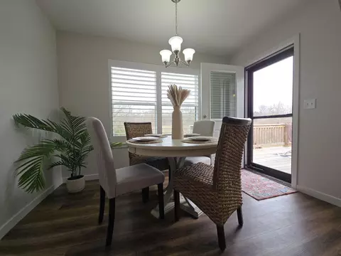 Dining - 263 E Garnet Dr, Republic, MO 65738 photo 2 of 2