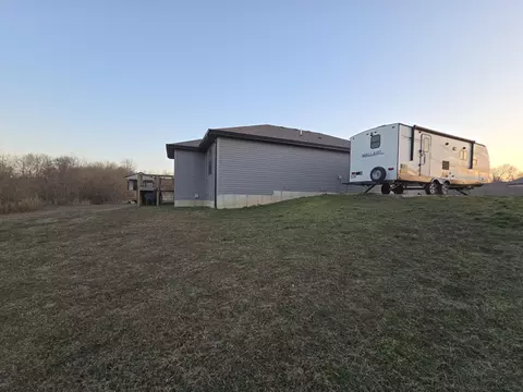 Exterior - 263 E Garnet Dr, Republic, MO 65738 photo 15 of 18