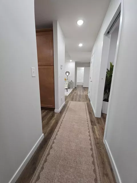 Entry Way - 263 E Garnet Dr, Republic, MO 65738 photo 4 of 6