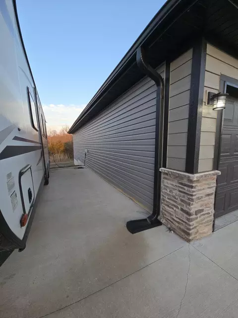 Exterior - 263 E Garnet Dr, Republic, MO 65738 photo 3 of 18