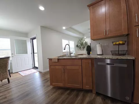 Kitchen - 263 E Garnet Dr, Republic, MO 65738 photo 5 of 7
