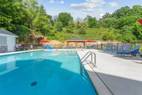 Exterior - 3010 N Vineyards Ter #3, Branson, MO 65616 photo 6 of 10