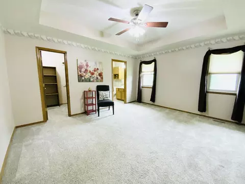540 S Hickory Dr, Springfield, MO 65809 photo 17