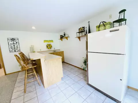 540 S Hickory Dr, Springfield, MO 65809 photo 27