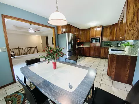 540 S Hickory Dr, Springfield, MO 65809 photo 10