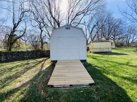 540 S Hickory Dr, Springfield, MO 65809 photo 44