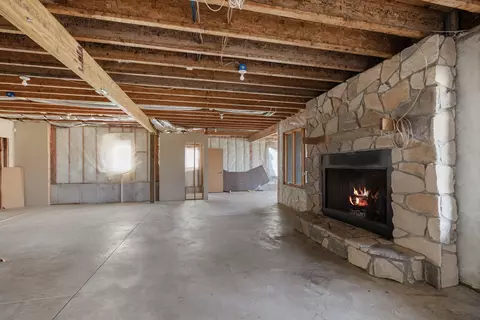 Living - 3811 E San Poppi Ct, Ozark, MO 65721 photo 6 of 6