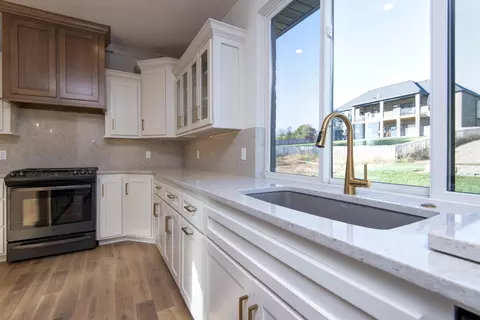 Kitchen - 5943 S Clay Ave, Springfield, MO 65810 photo 6 of 6