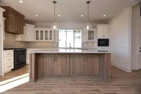 Kitchen - 5943 S Clay Ave, Springfield, MO 65810 photo 1 of 6