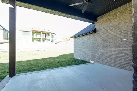 Exterior - 5943 S Clay Ave, Springfield, MO 65810 photo 3 of 3