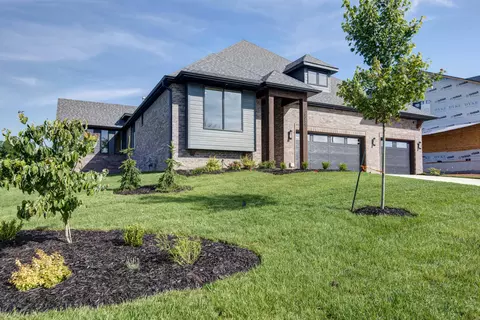 6059 S Clay Ave, Springfield, MO 65810