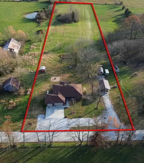 View/Area - 422 Spring Creek Rd, Clever, MO 65631 photo 2 of 7