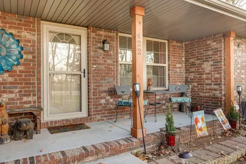 Exterior - 422 Spring Creek Rd, Clever, MO 65631 photo 2 of 17